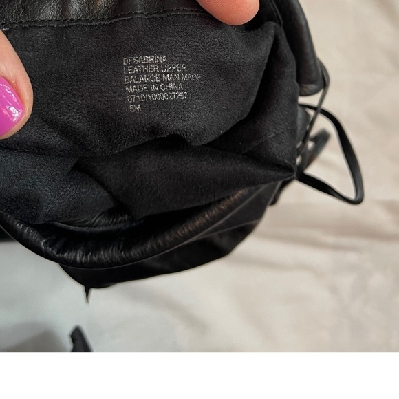 B. makowsky  Women’s Black Leather Over the knees Boots Size: 6 - Picture 14 of 15